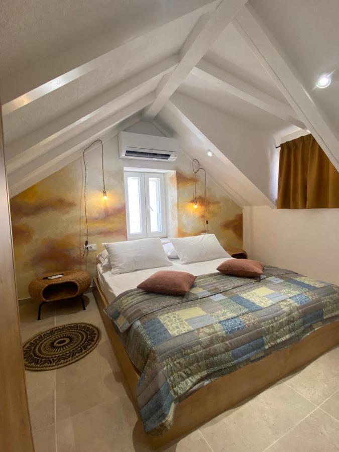 House Malena - Rooms Vis Eksteriør billede